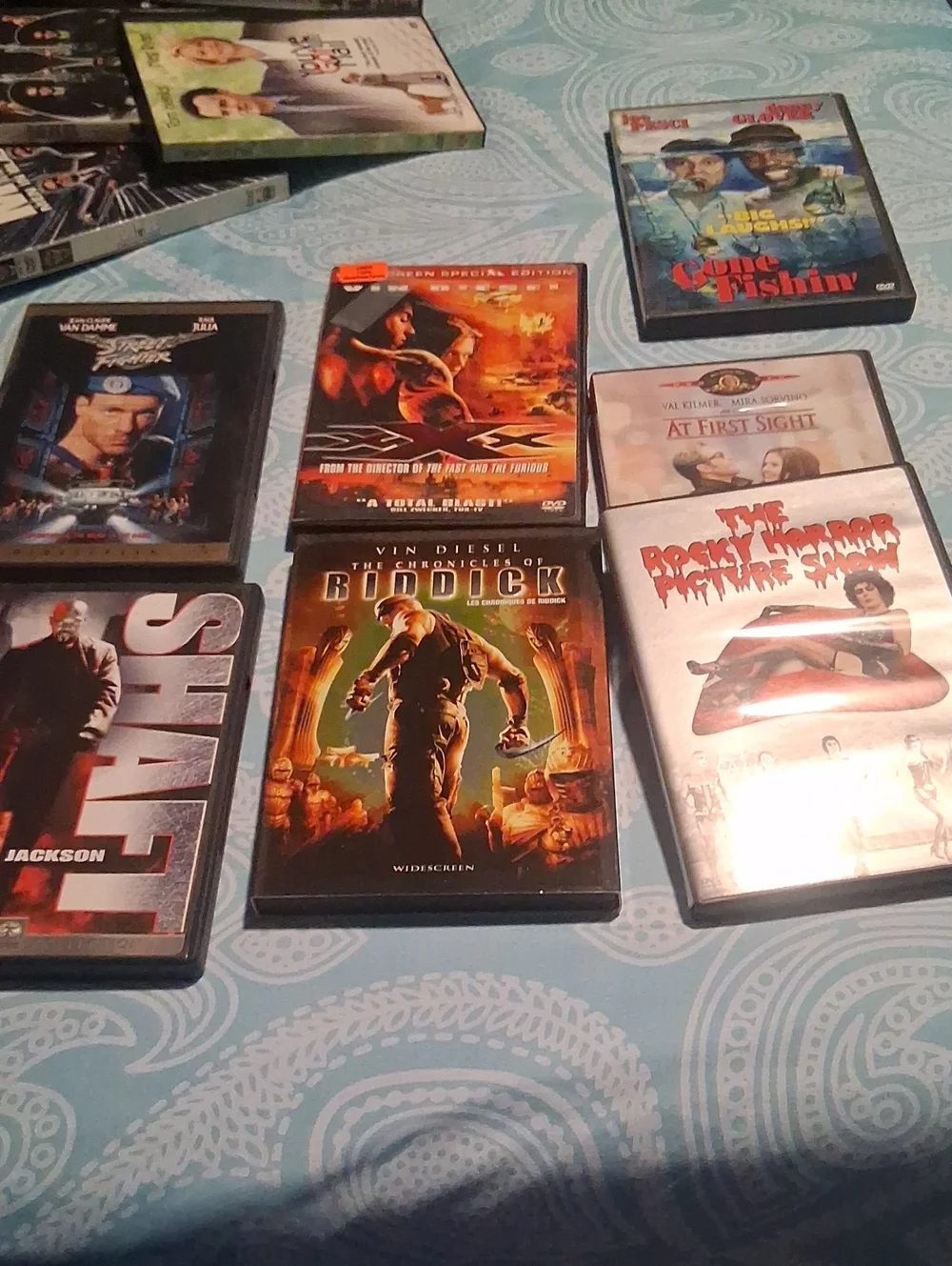 40 MOVIES TOTAL - Mixed Movie DVD Lot